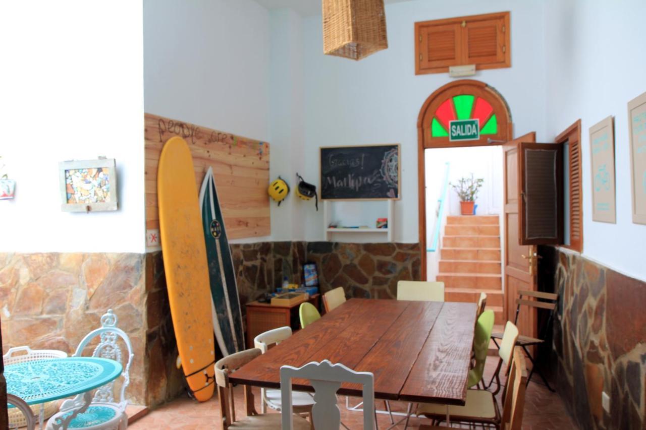 La Papaya - Eco - Yoga - Hiking - Hostel Агаэте Экстерьер фото